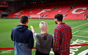 28岁樊振东被催婚！生涯黄金期与人生大事陷两难抉择