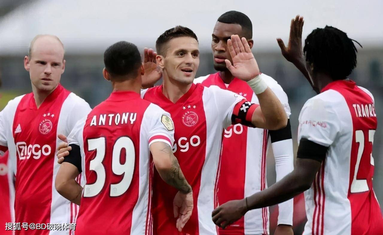 球队整体更 球队整体更